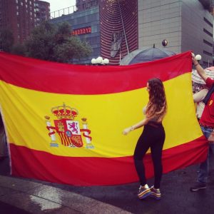 Historia de la bandera de España (Mediana)